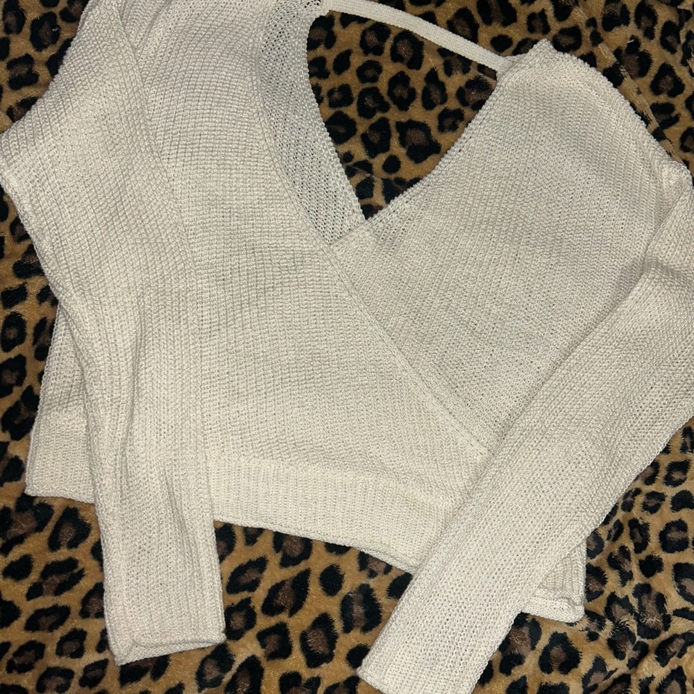 Forever 21 Cream V-Neck off shoulder Sweater